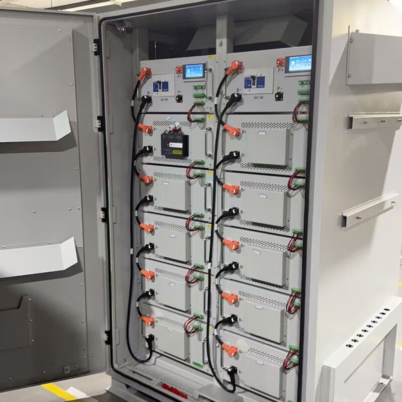 3.2V 314Ah セルと 16 kWh レーティング エネルギー 産業用空気冷却機能の屋外電池キャビネット
